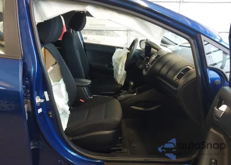 2018 Kia Forte Lx from USA, damaged, VIN 3KPFK4A72JE280035